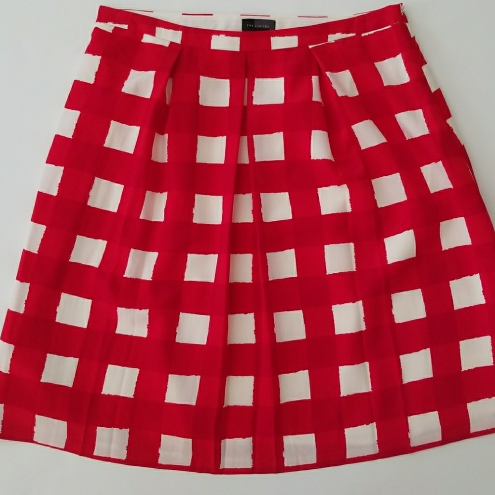 The Limited red/ivory pleat front, check skrt, LP